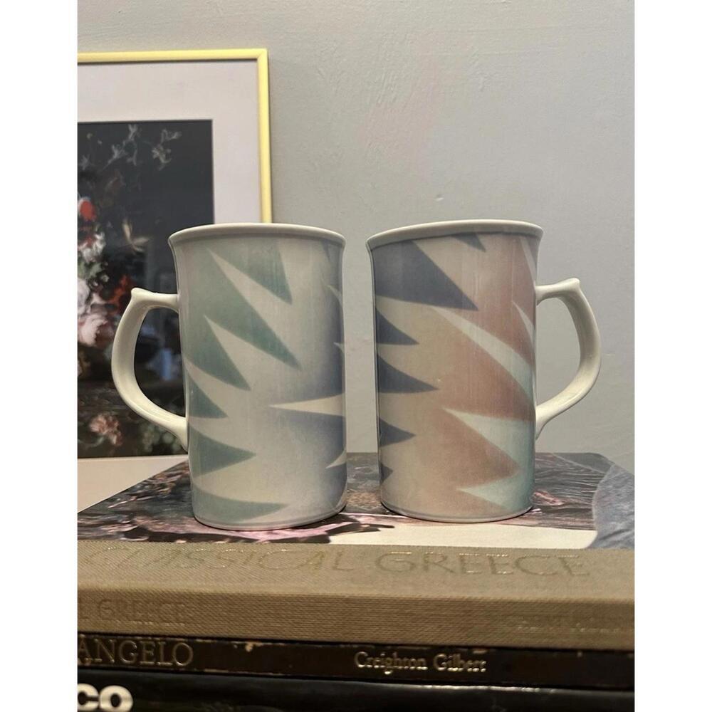 Mikasa Fantazz Intaglio John Bergen Cappuccino Coffee Tea Mugs Geometric Design